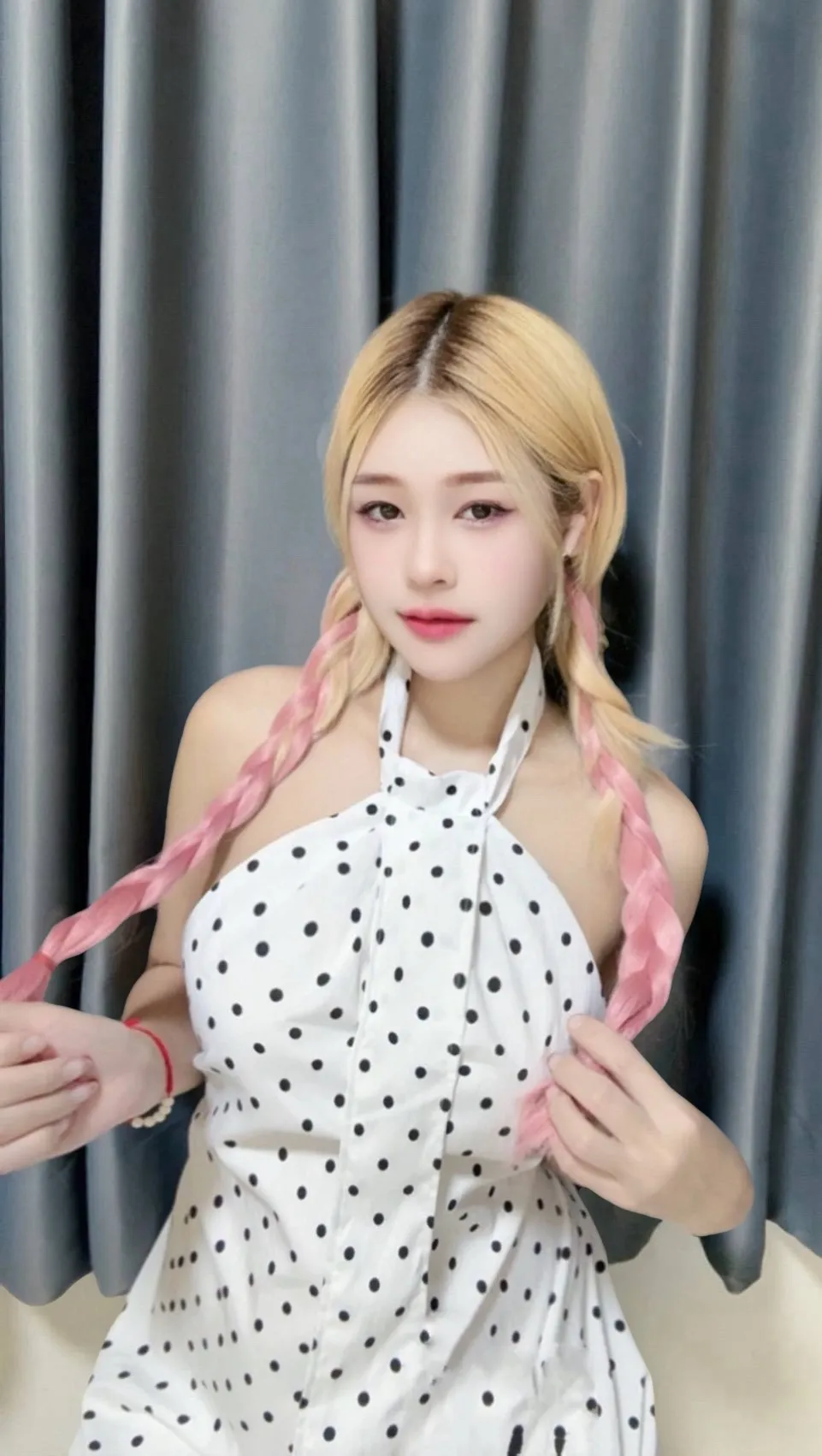 พิ้งค์ ไซด์ไลน์ กรุงเทพมหานคร เขตธนบุรี